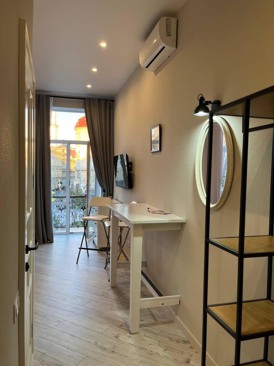 Lucky Apartmens In Centre Lviv Львов Экстерьер фото